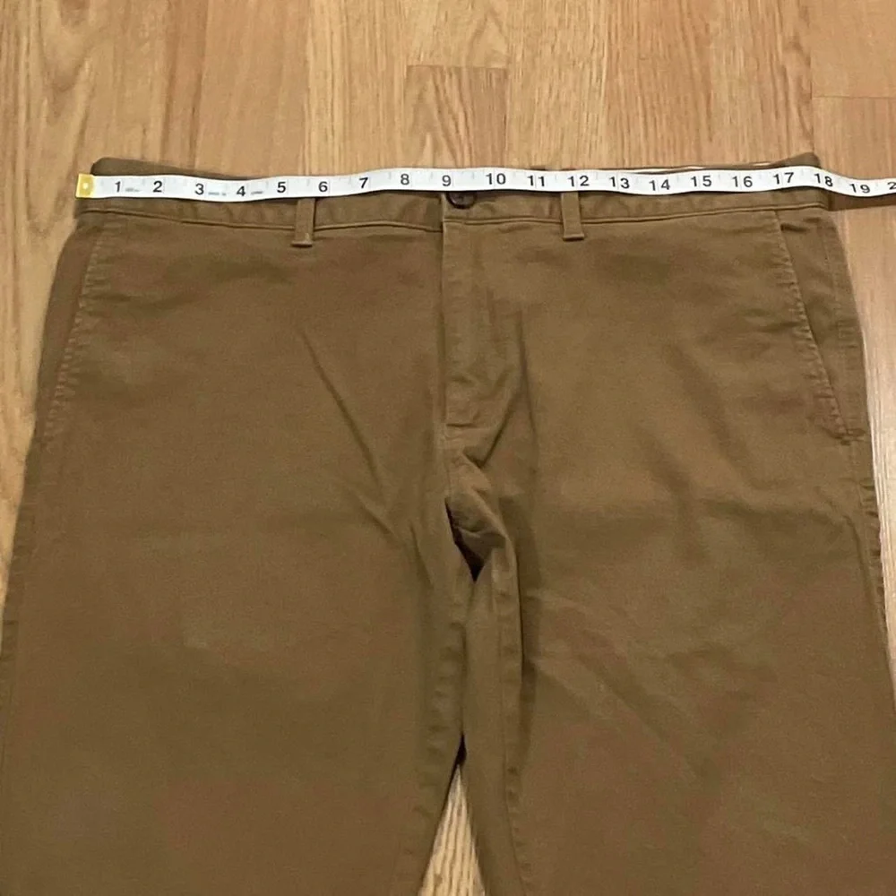 J.Crew Flex Men’s 34x34 (36x32) Slim Fit Chino Pants Brown Flat Front Preppy
